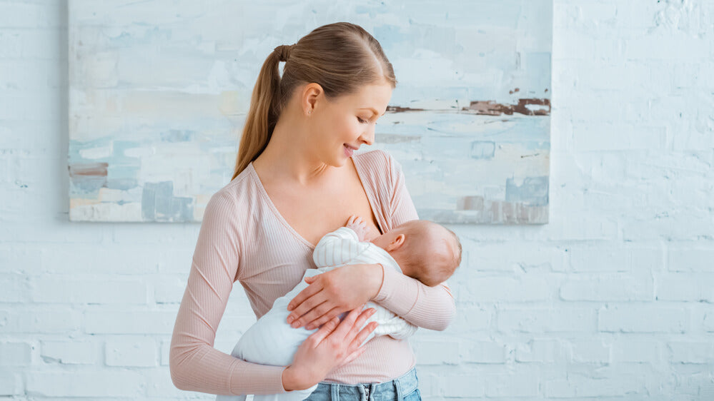 The Benefits of Breastfeeding: Promoting Health for Both Babies and Mothers